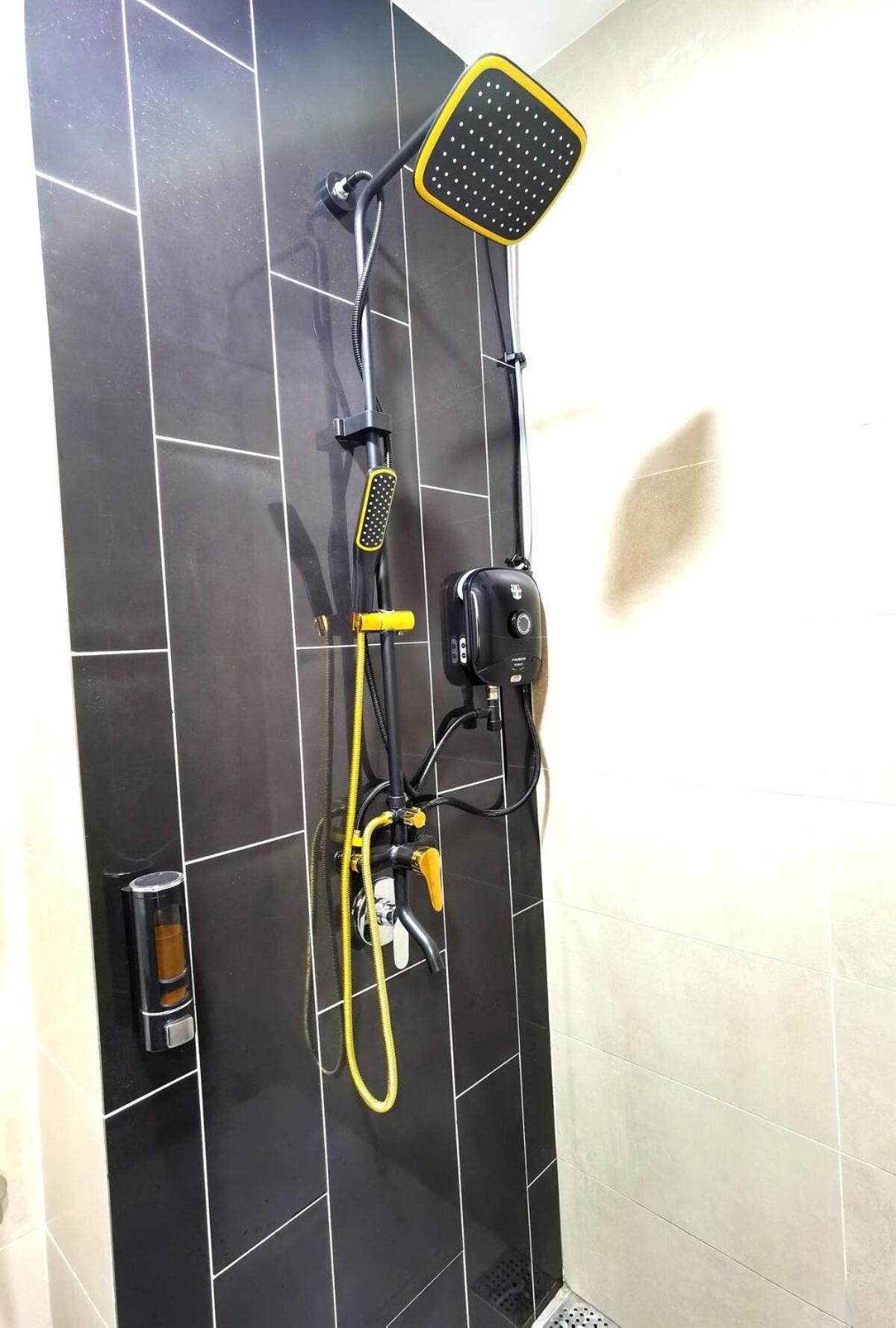 Mj Homestay 99 Batu Caves Kl North 99Residence 3R2B Kuala Lumpur Kültér fotó