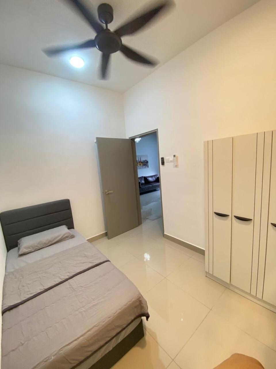 Mj Homestay 99 Batu Caves Kl North 99Residence 3R2B Kuala Lumpur Kültér fotó